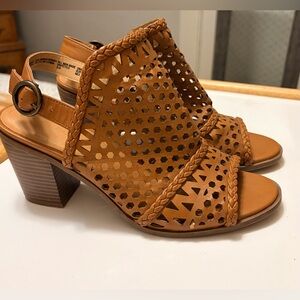 Women's Braided Cutout Block Heel Sandals - Tan